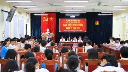 Đại hội chi đội mẫu