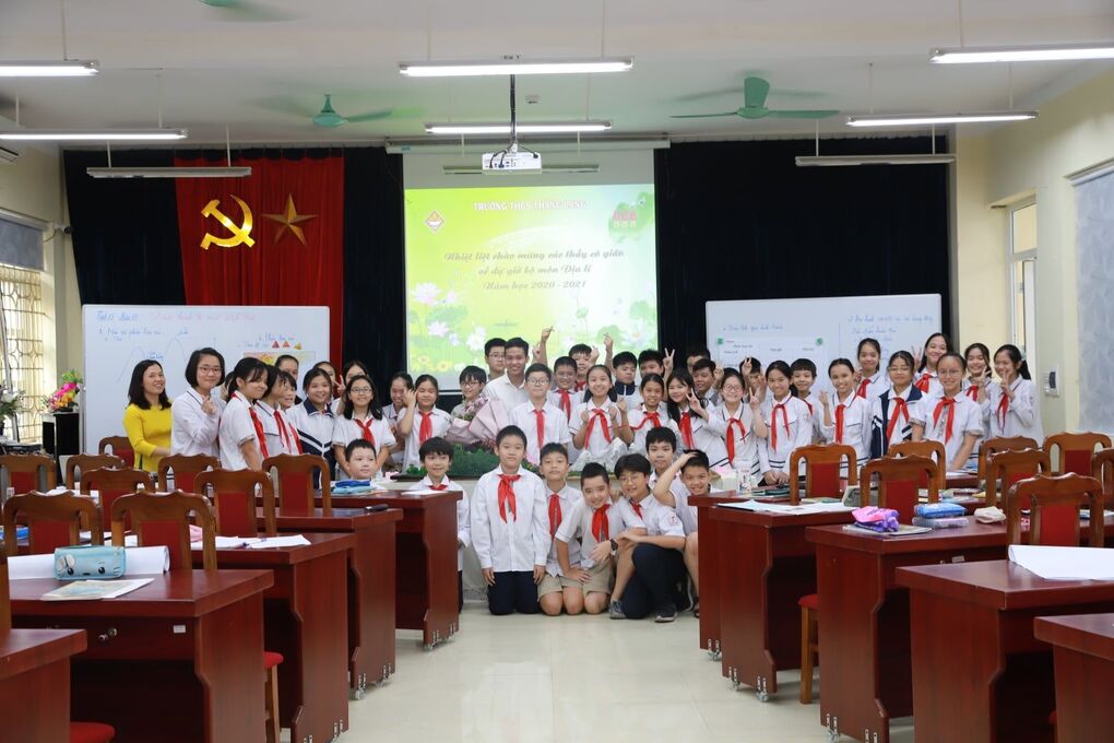 Thực tập Quận môn Địa lí tại trường Thăng Long Những sáng tạo và đam mê