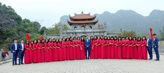 Chi Bộ tổ chức sinh hoạt ngoại khóa