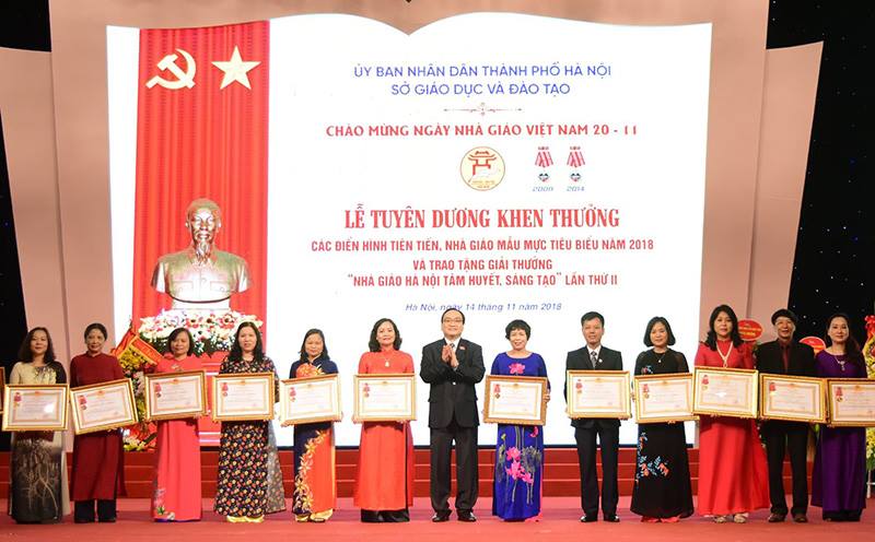 TRƯỜNG THCS THĂNG LONG- NIỀM VUI THÁNG 11