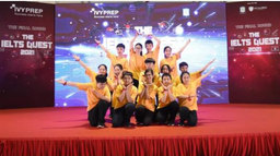 Phương Linh, cô đầu bếp đáng yêu lớp 8D