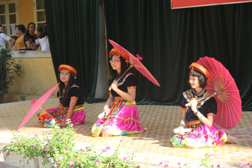Sinh hoạt dưới cờ tháng 9