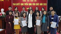 TRƯỜNG THCS THĂNG LONG TRAO QUYẾT ĐỊNH TUYỂN DỤNG VIÊN CHỨC NĂM HỌC 2019 – 2020