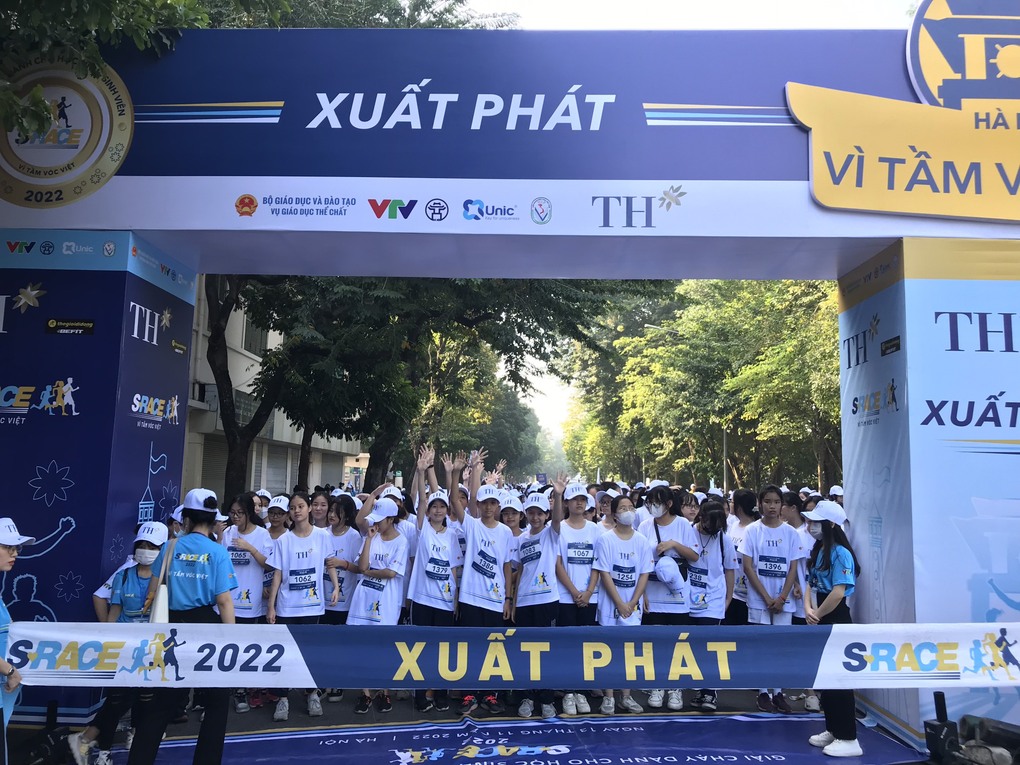 Tham dự giải chạy S-Race Hà Nội 2022