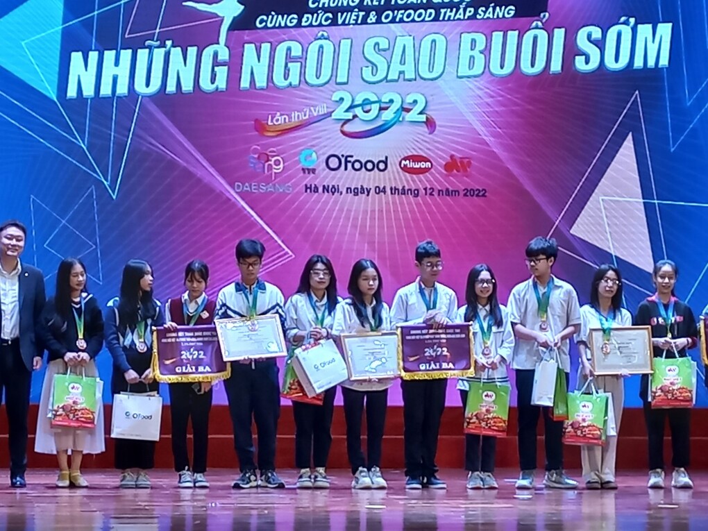 Nỗ lực để vươn tới những vì sao