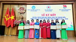 Hội nghị Sơ kết phong trào hiến máu tình nguyện và công tác Chữ thập đỏ