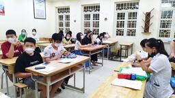 Trường THCS Thăng Long tăng cường tiêm vắc xin phòng covid-19 mũi 3 cho học sinh