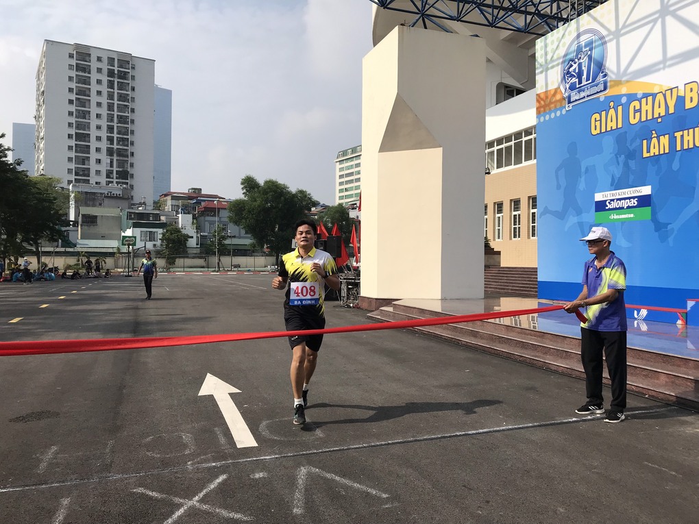 Thăng Long tỏa sáng đường đua