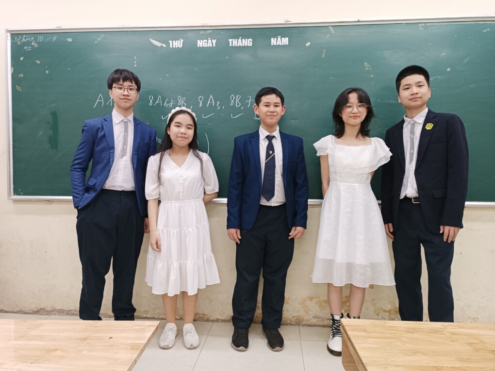 Một kỉ niệm đẹp dưới mái trường mến yêu