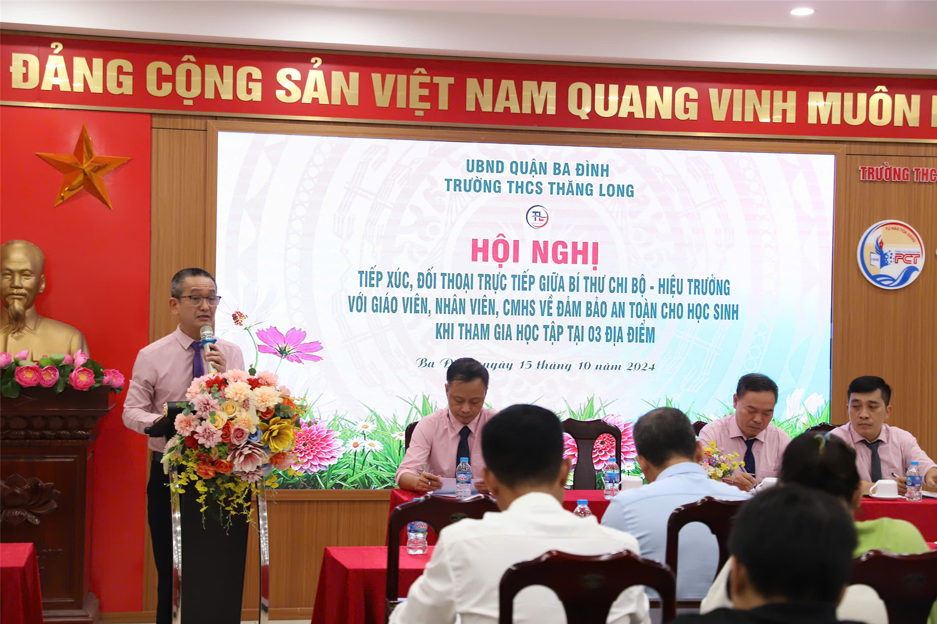 Hội nghị tiếp xúc, đối thoại giữa Bí thư Chi bộ - Hiệu trưởng với Giáo viên, Nhân viên, CMHS nhà trường