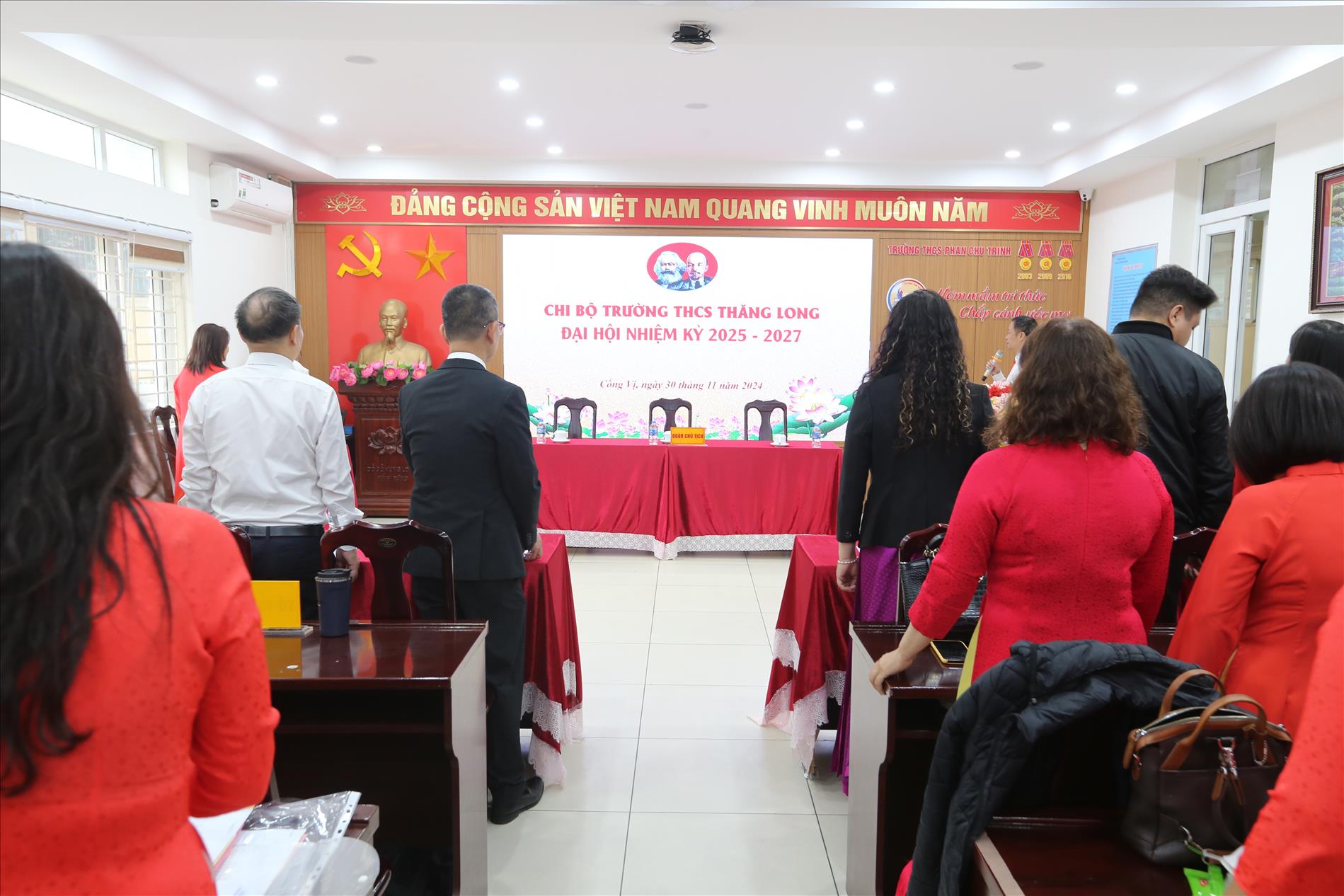 Đại hội Chi bộ trường THCS Thăng Long nhiệm kỳ 2025 - 2027