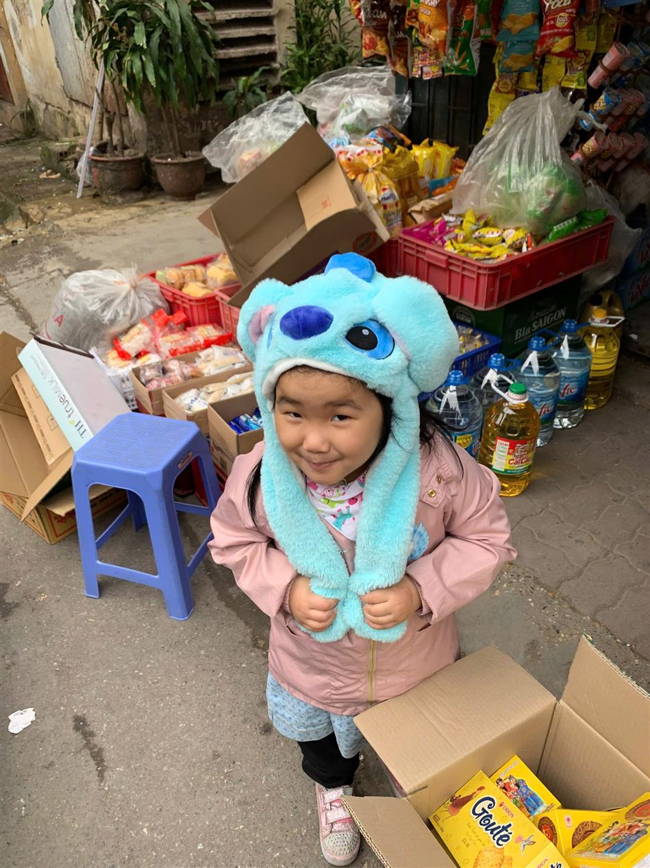 NGƯỜI ANH HÙNG NHÀ TÔI