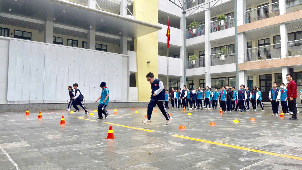Tổ chuyên môn Văn Thể Mĩ tích cực tổ chức các tiết dạy Chuyên đề, Hội giảng mừng Đảng, mừng Xuân Ất Tỵ