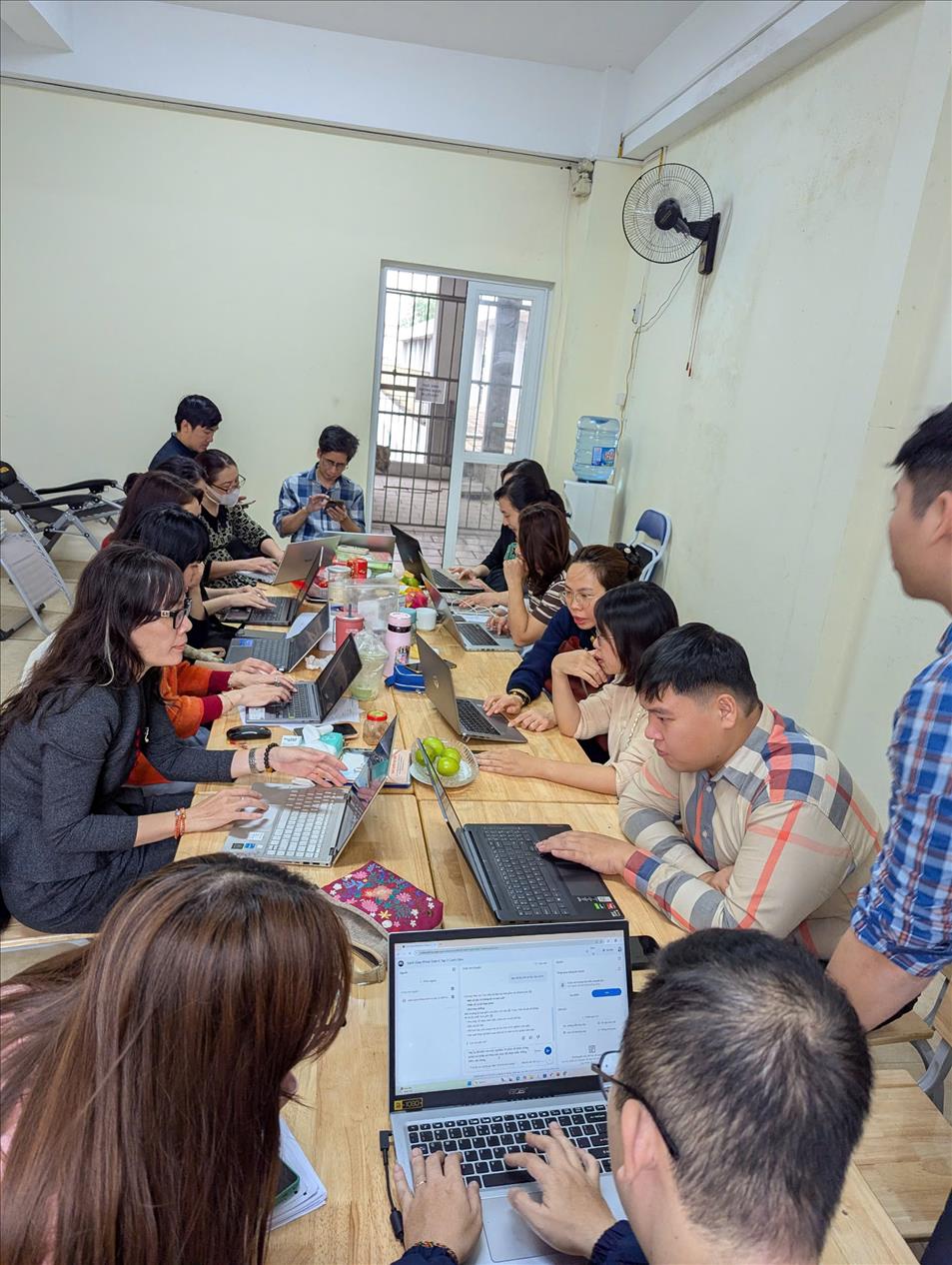 Bản tin truyền thông: Buổi tập huấn AI đột phá tại trường THCS Thăng Long – Tổ Tự Nhiên tiên phong ứng dụng AI vào giáo dục