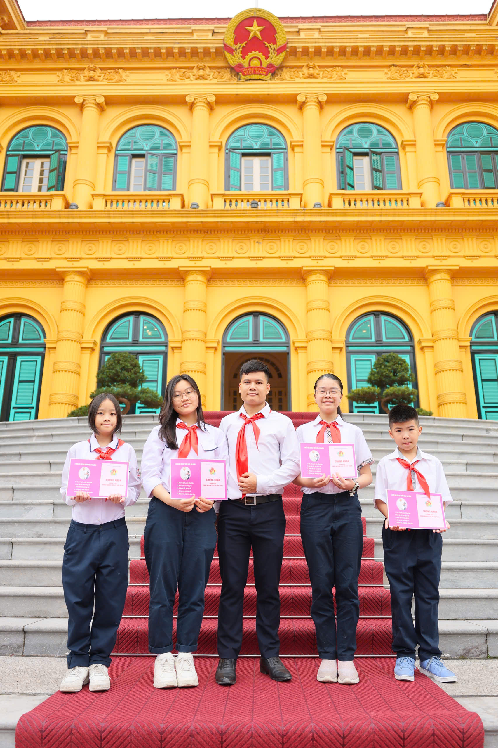 Trường THCS – Thăng Long tham dự đại hội cháu ngoan Bác Hồ lần thứ VIII Quận Ba Đình