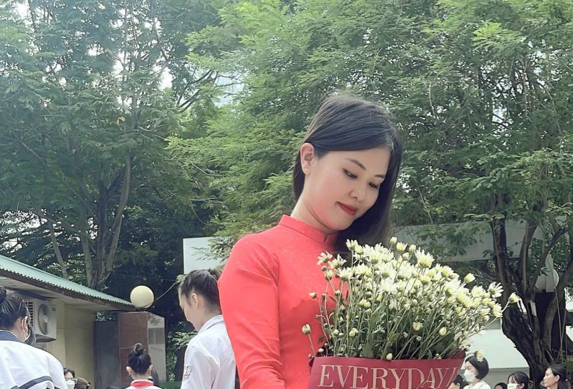 Cô Nguyễn Thị Hồng Vân – Người Truyền Lửa Đam Mê Và Tri Thức