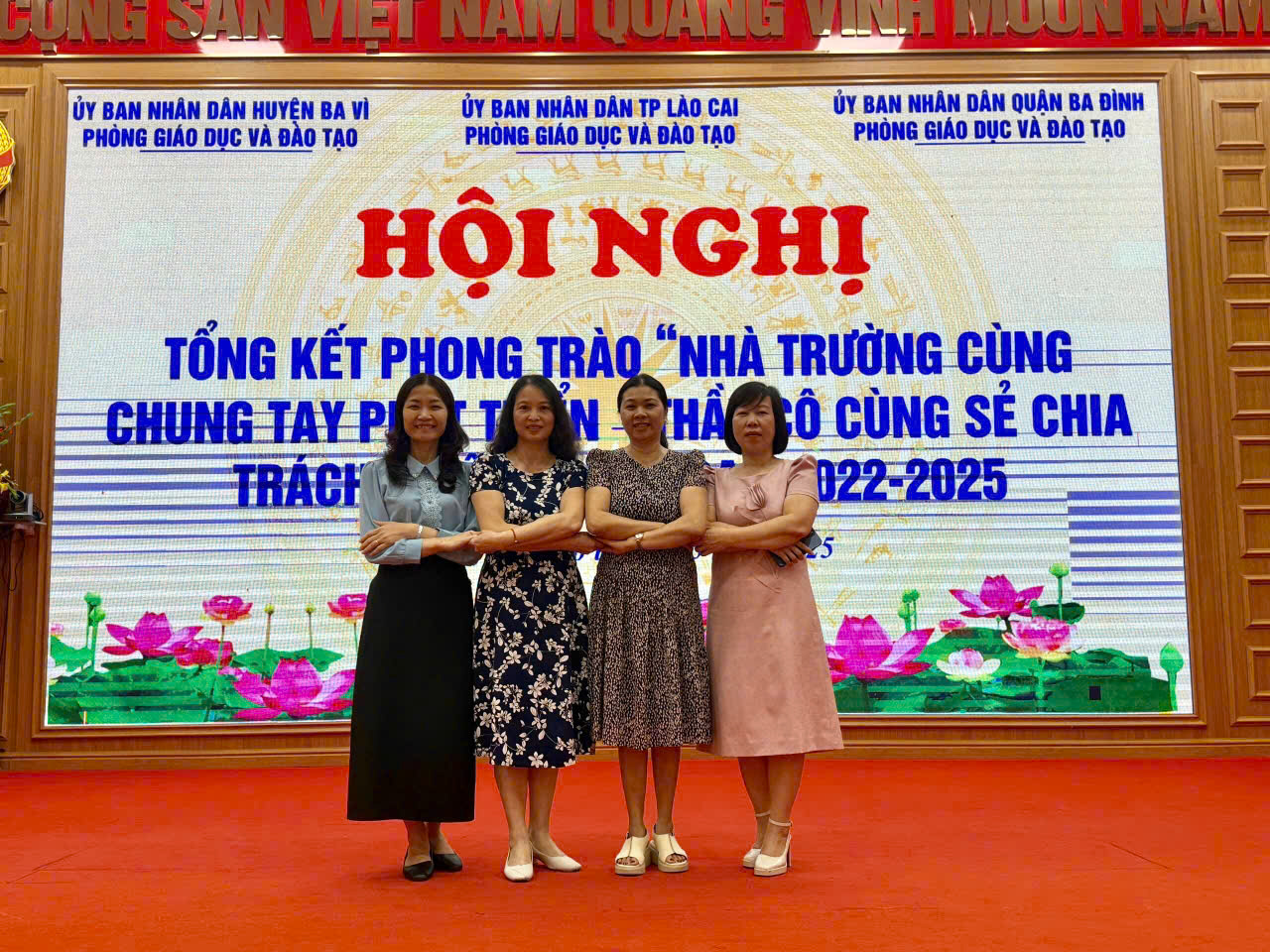 Trường THCS Thăng Long tích cực tham gia Hội nghị " Tổng kết phong trào nhà trường cùng chung tay phát triển - Thầy cô cùng sẻ chia trách nhiệm " cấp ngành.