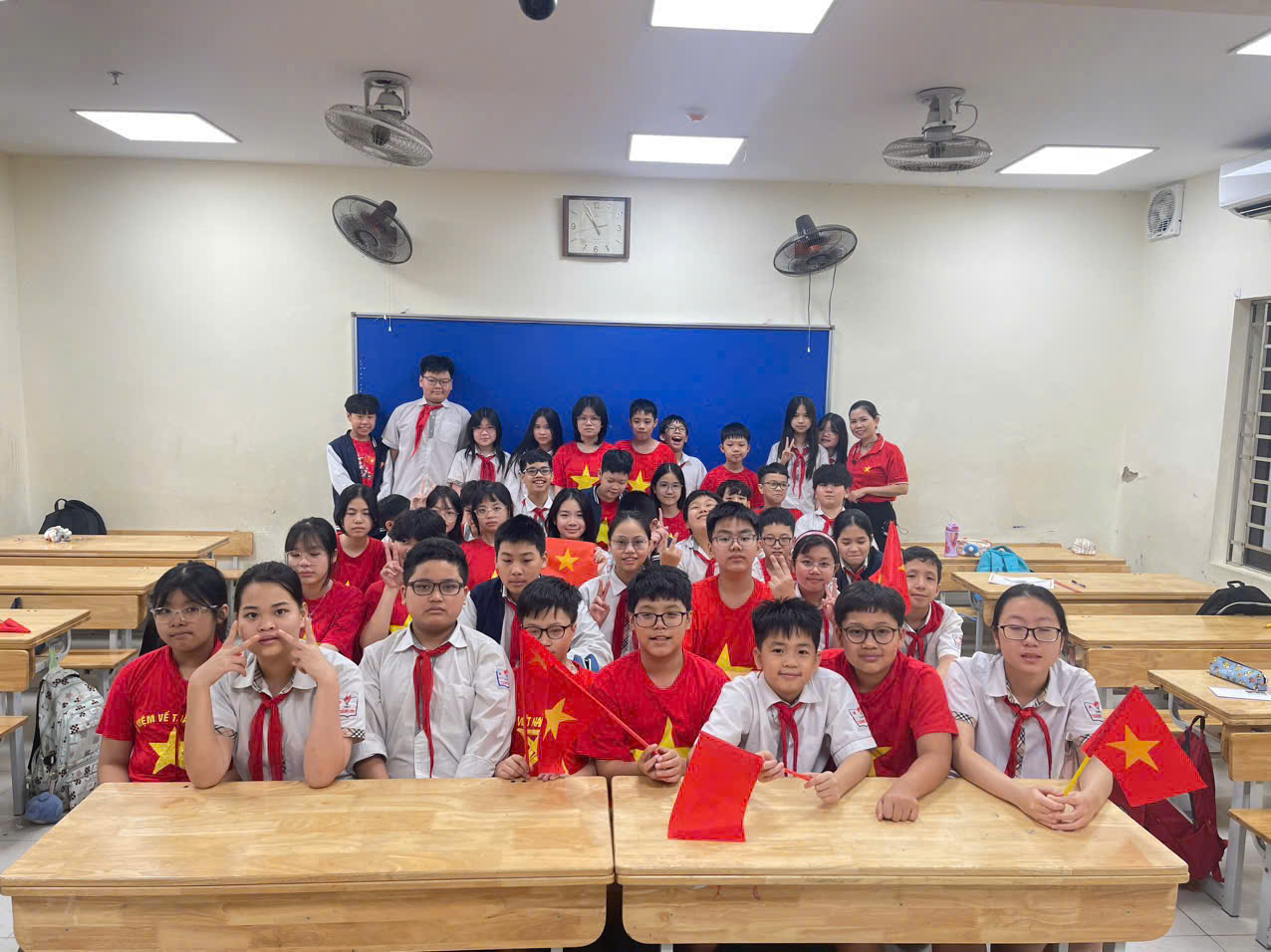 Buổi sinh hoạt lớp giàu cảm xúc