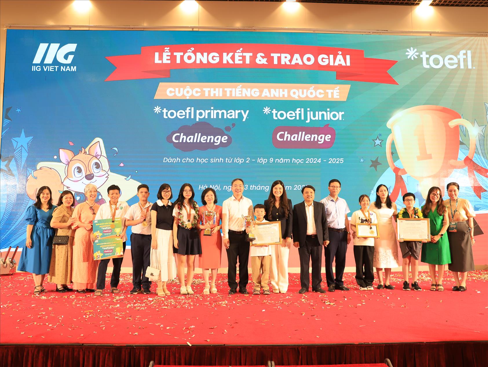 Trường THCS Thăng Long vinh dự góp mặt trong lễ trao giải cuộc thi Tiếng Anh quốc tế TOEFL Challenge năm học 2024–2025 do Tổ chức Giáo dục IIG Việt Nam tổ chức