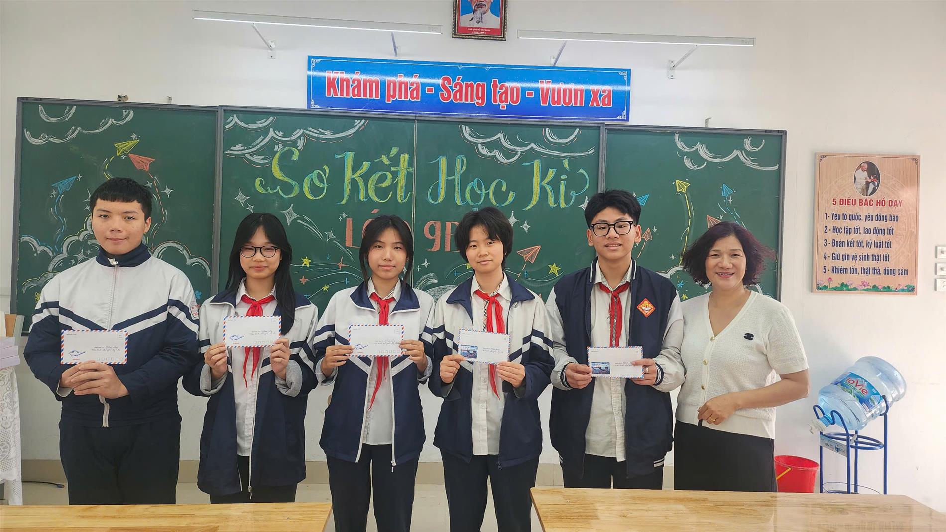 9B ghi dấu một chặng đường - vững bước hướng tương lai