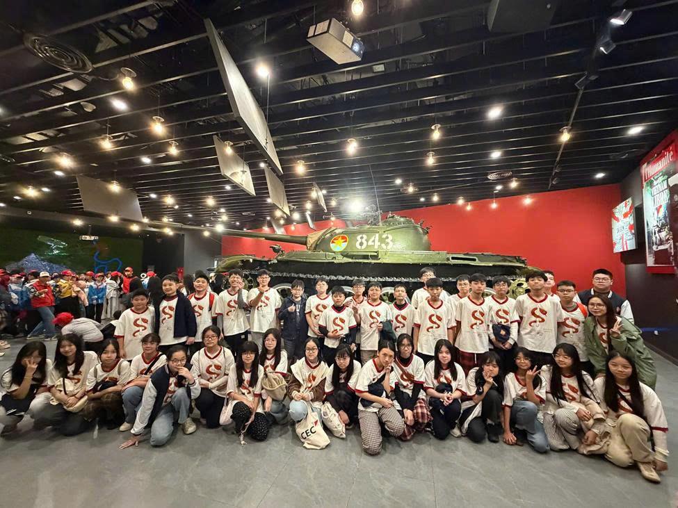 Hành trình trở về dòng chảy lịch sử dân tộc