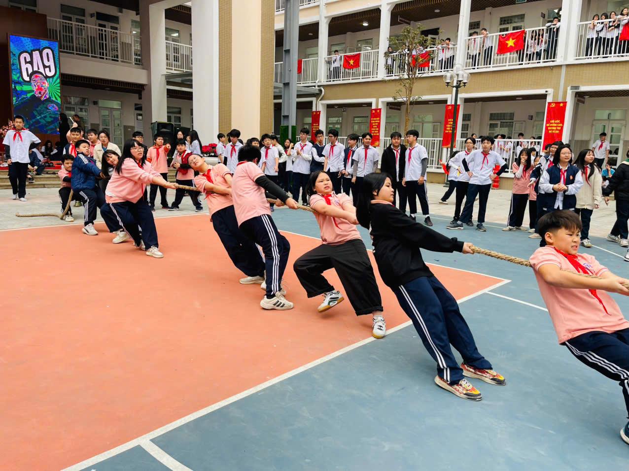 Trận kéo co đáng nhớ của lớp tôi