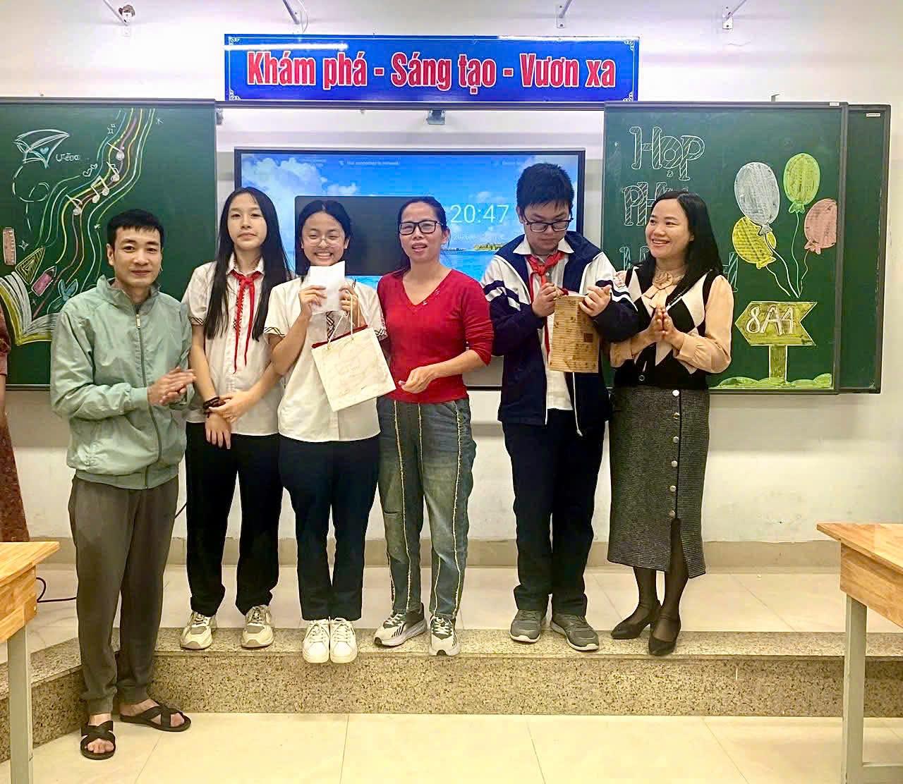 Khi buổi họp phụ huynh trở thành cuộc gặp gỡ của yêu thương