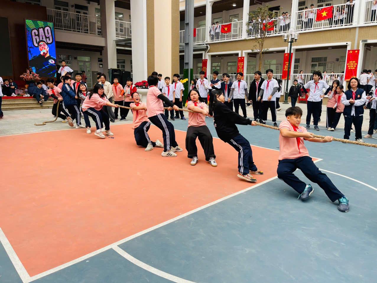 Trận kéo co đáng nhớ