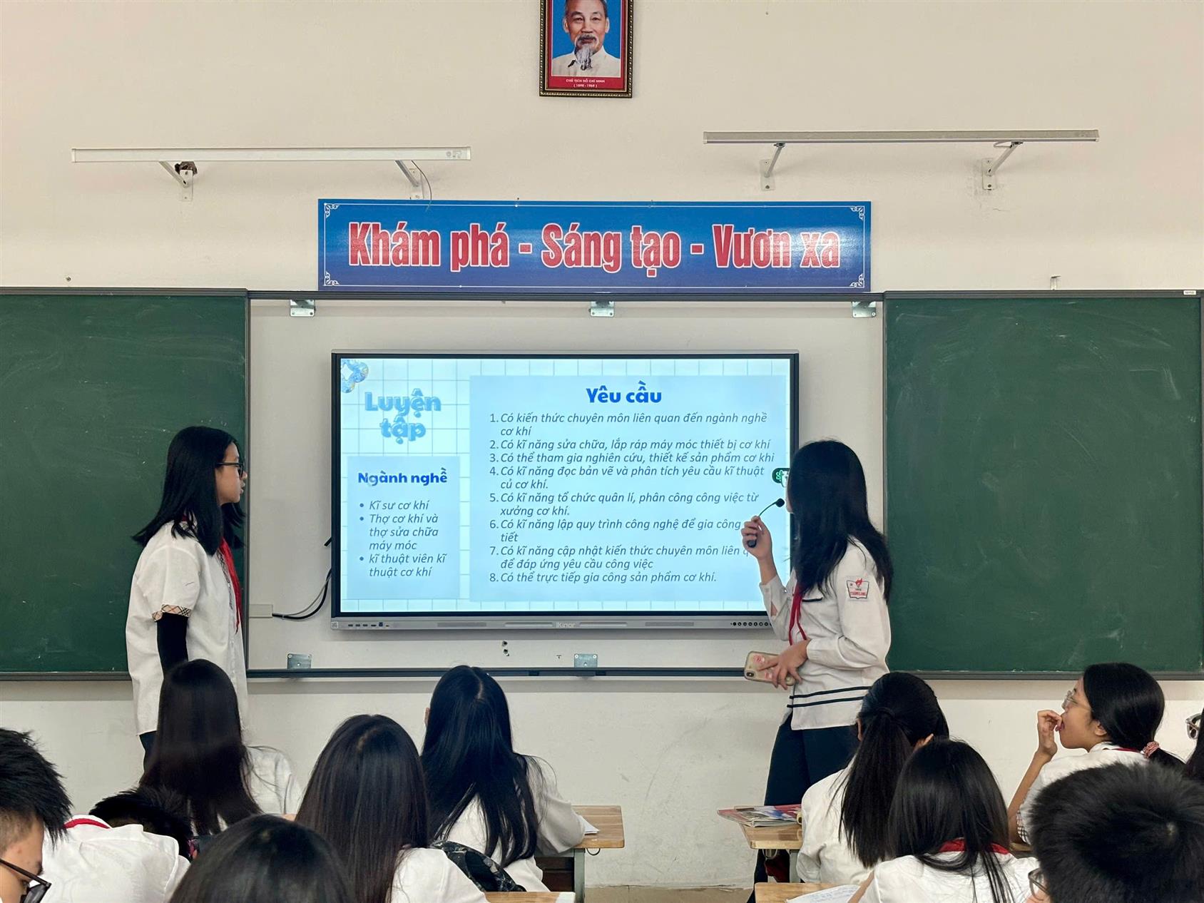 Tiết học trải nghiệm môn Công nghệ về ngành nghề cơ khí