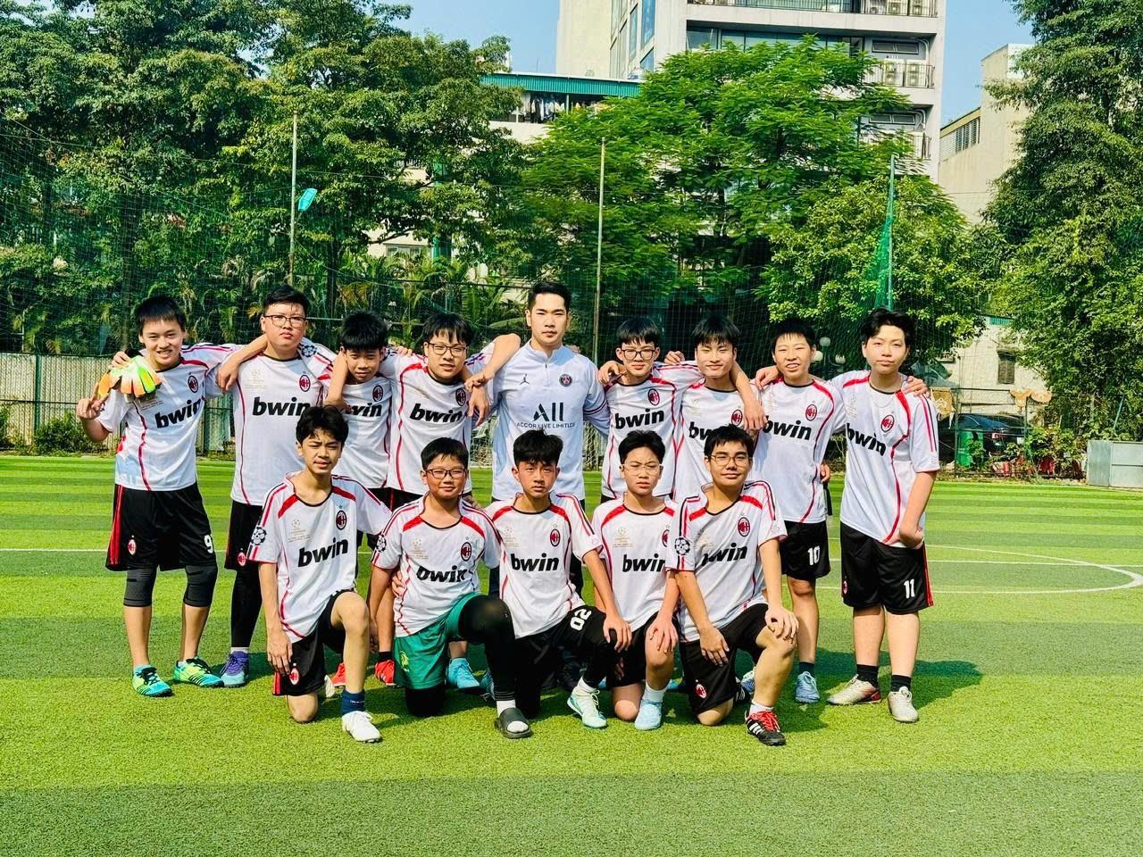 Đội bóng 8A2 - đội bóng tôi yêu