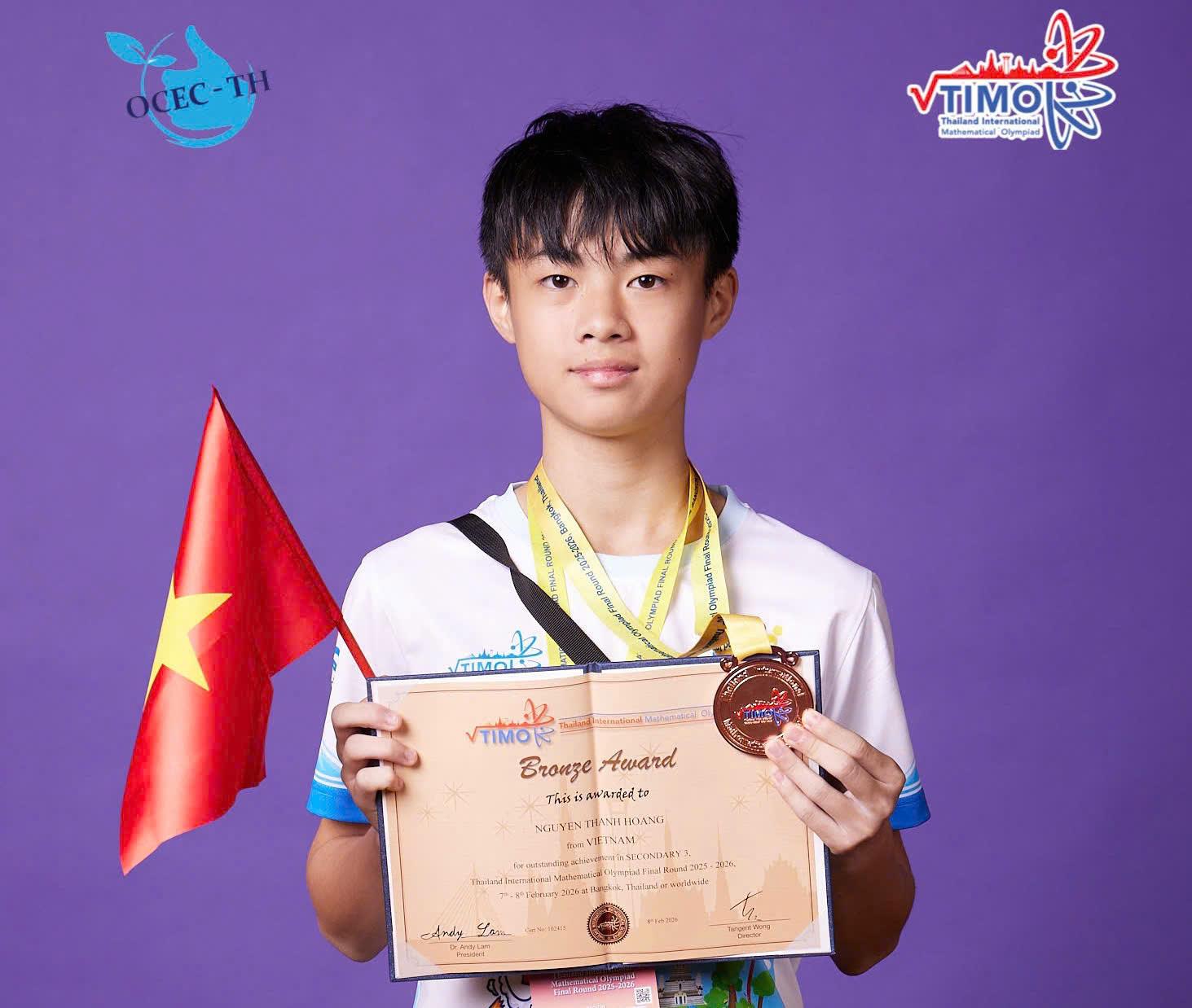 Tỏa sáng từ đam mê Toán học