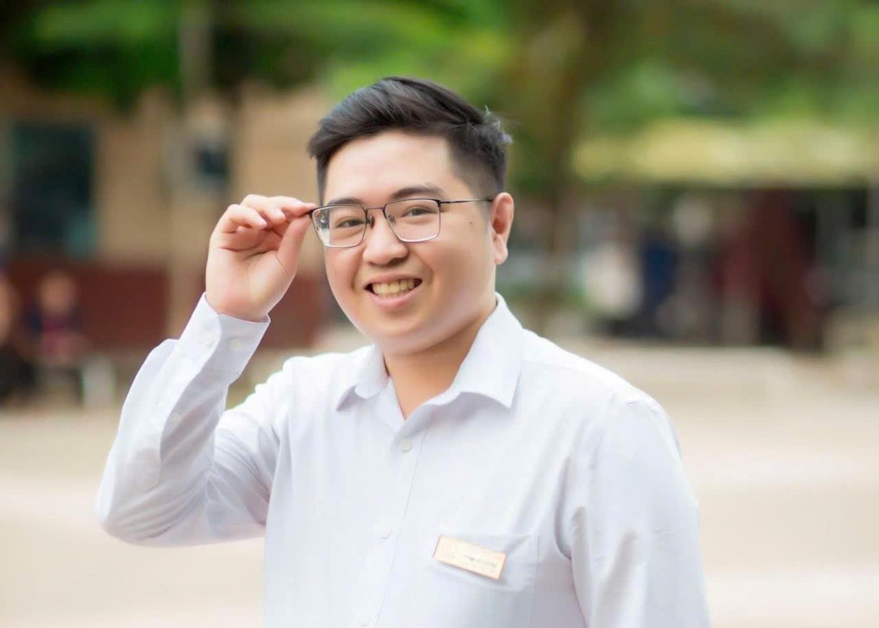 Người gieo nắng vào những con số