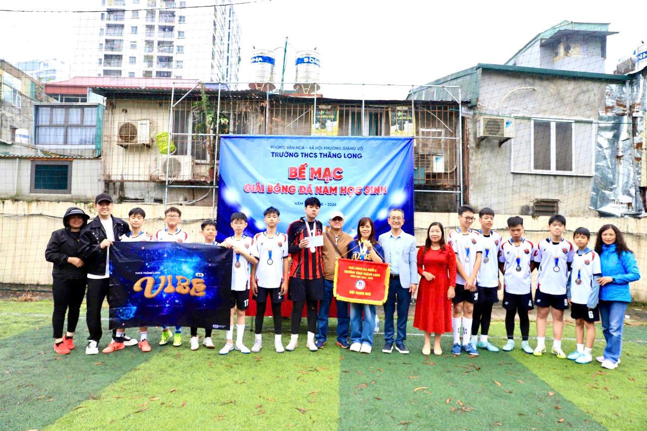 Hành trình đầy tự hào của 8A5