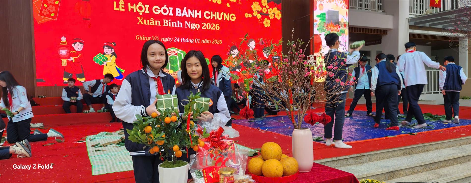 Sắc màu và hương vị Tết