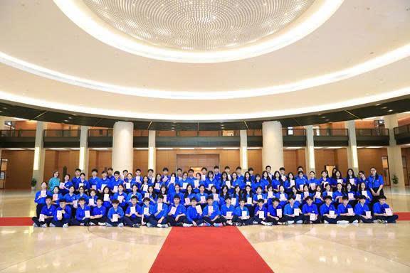 Tự hào khoác màu áo Đoàn tại Nhà Quốc hội