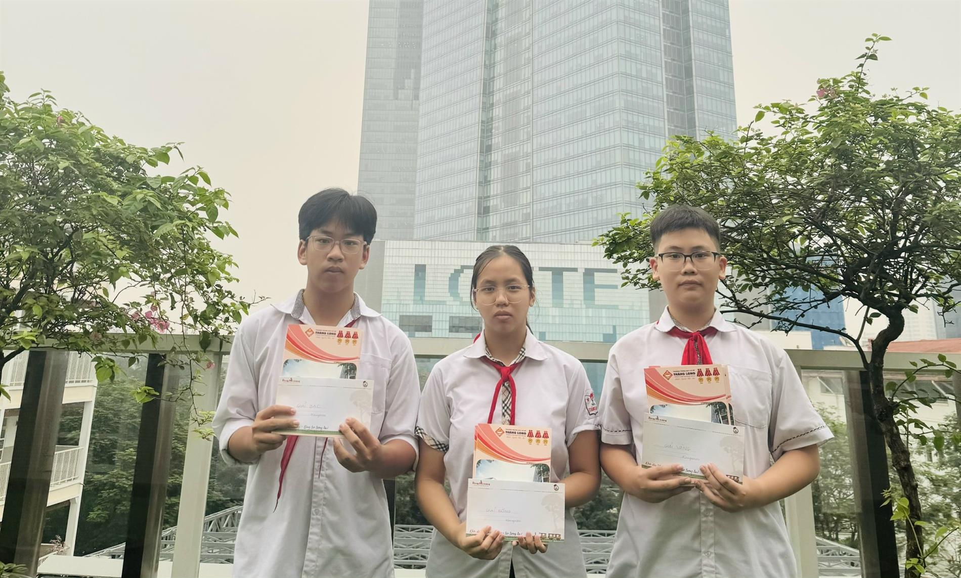 8D tự hào với thành tích ở vòng Quốc gia Tiếng anh và Khoa học quốc tế IKLC và IKSC năm 2026