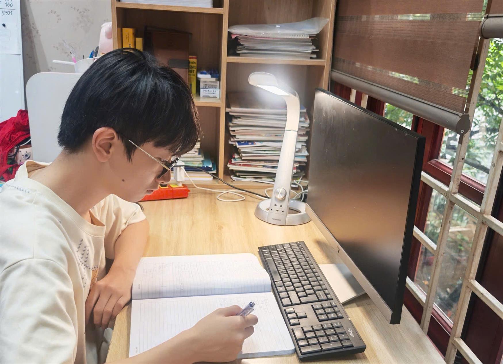 THCS Thăng Long đạt giải cao trong Cuộc thi Giải Toán bằng Máy tính cầm tay cấp Thành phố do SGD Hà Nội tổ chức - Thành tích đáng tự hào