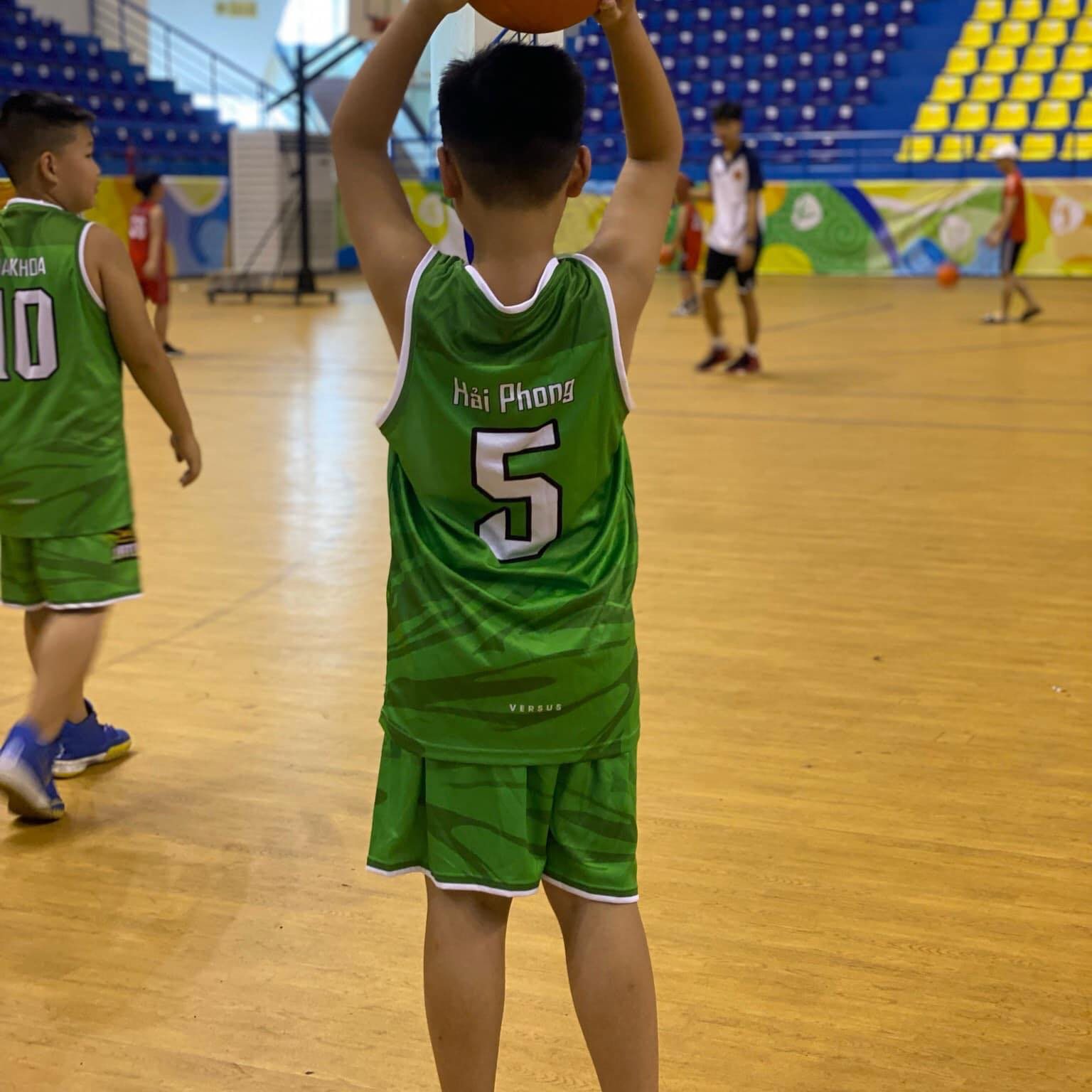 No photo description available.