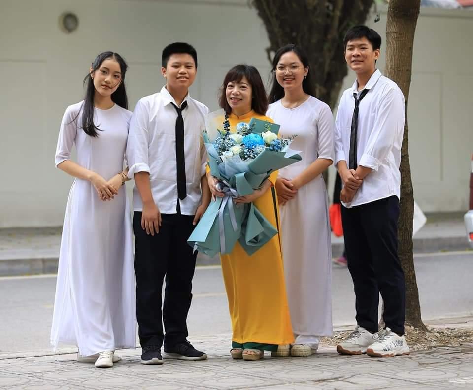 Nhớ trường thân yêu