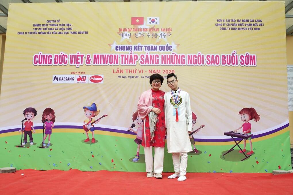 Những ngày được đồng hành cùng con