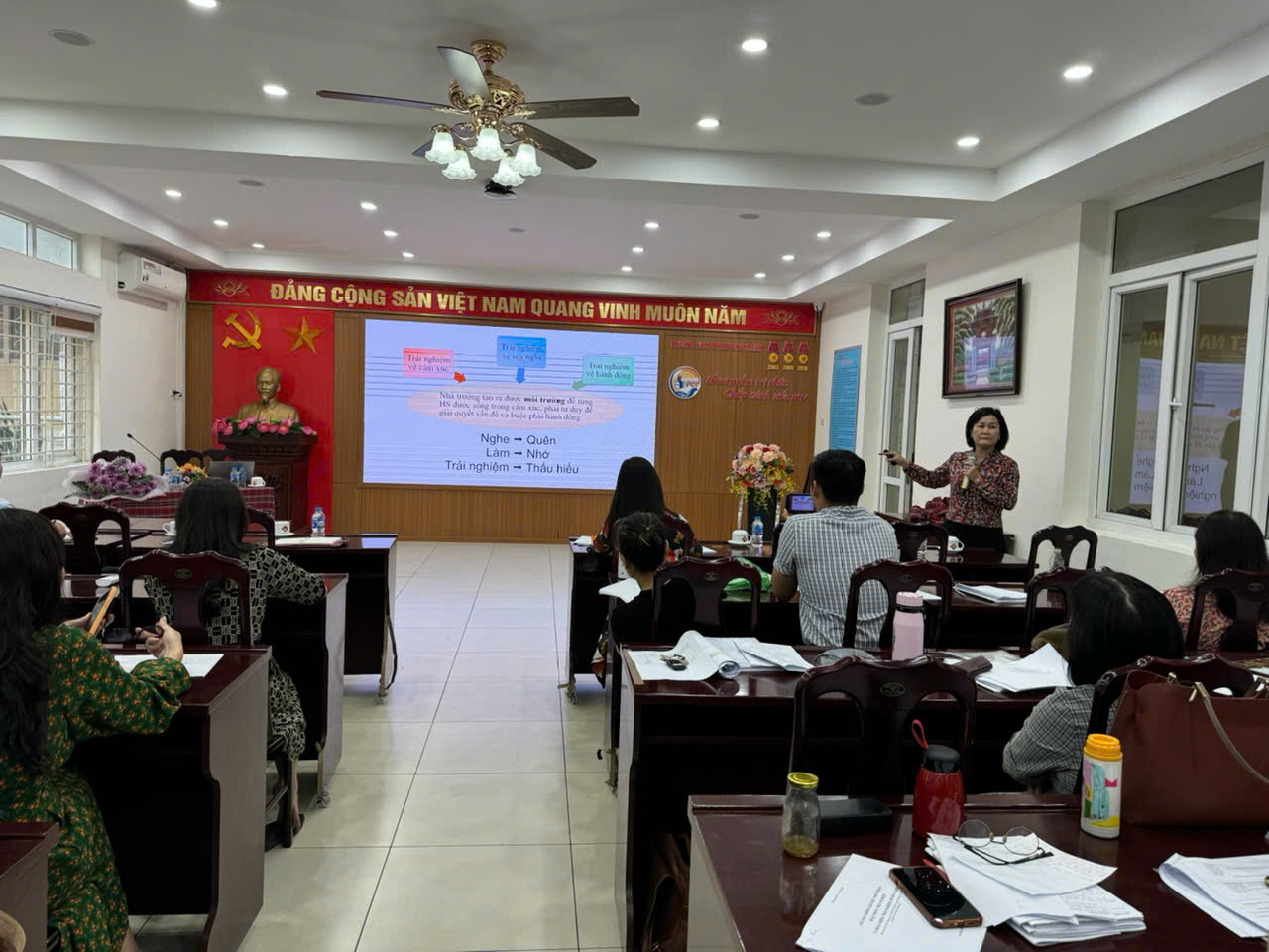 Buổi tập huấn Hoạt động trải nghiệm, hướng nghiệp với nhiều điều mới mẻ