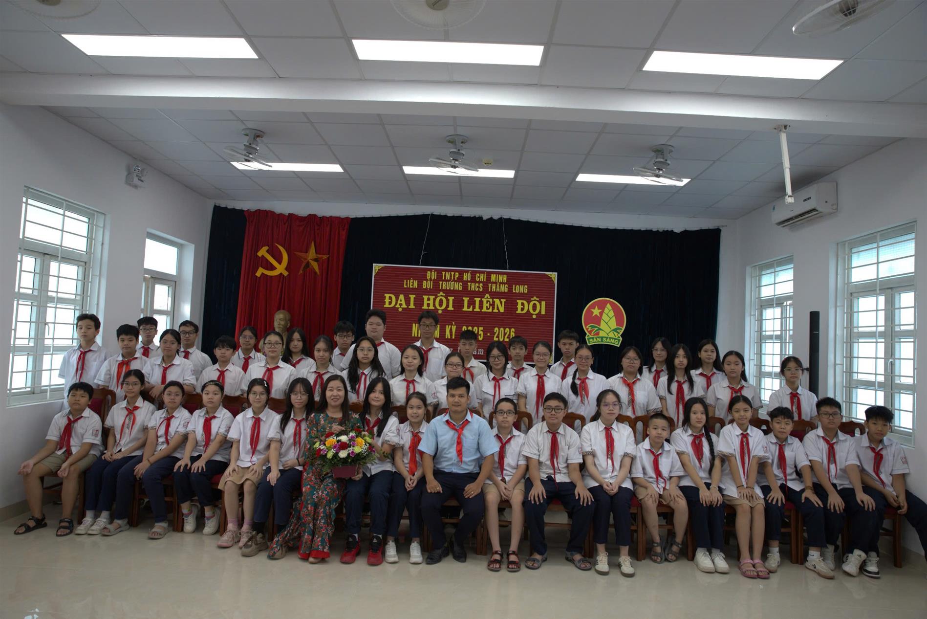 Đại hội Liên đội trường THCS Thăng Long