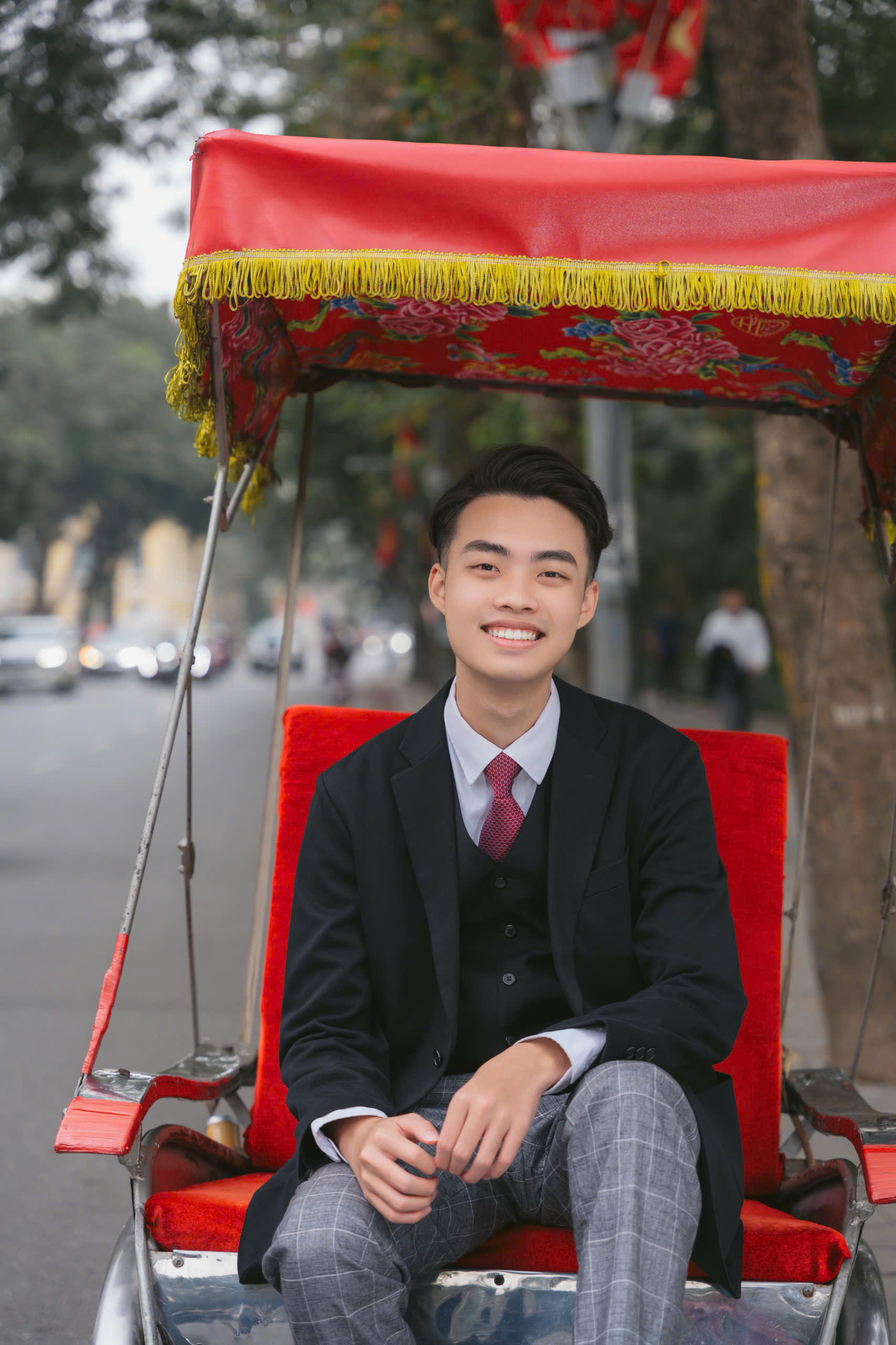 Từ mái trường THCS Thăng Long vươn ra biển lớn.
